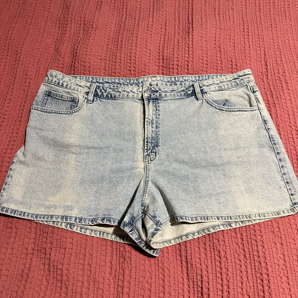 Reitmans Light Blue Jean Shorts